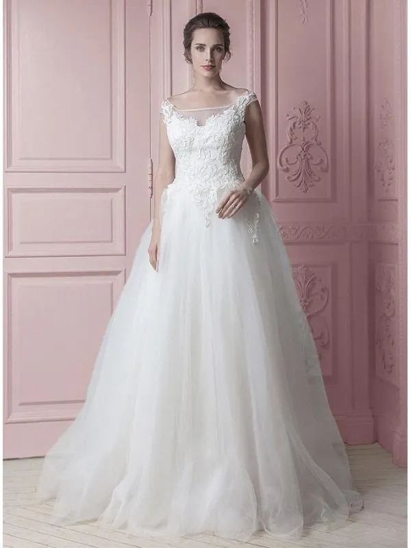 Abito da Sposa classico con corpetto in pizzo e gonna in tulle