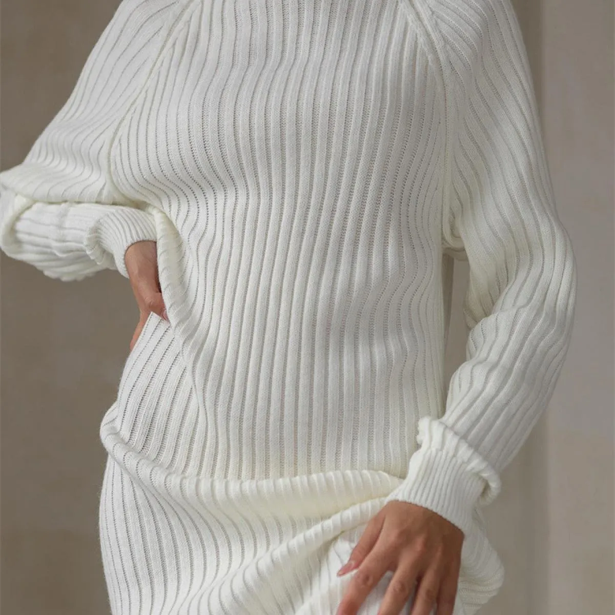Abito lungo a collo alto allentato lavorato a maglia autunnale da donna a costine a vita alta abito elegante in maglia a m