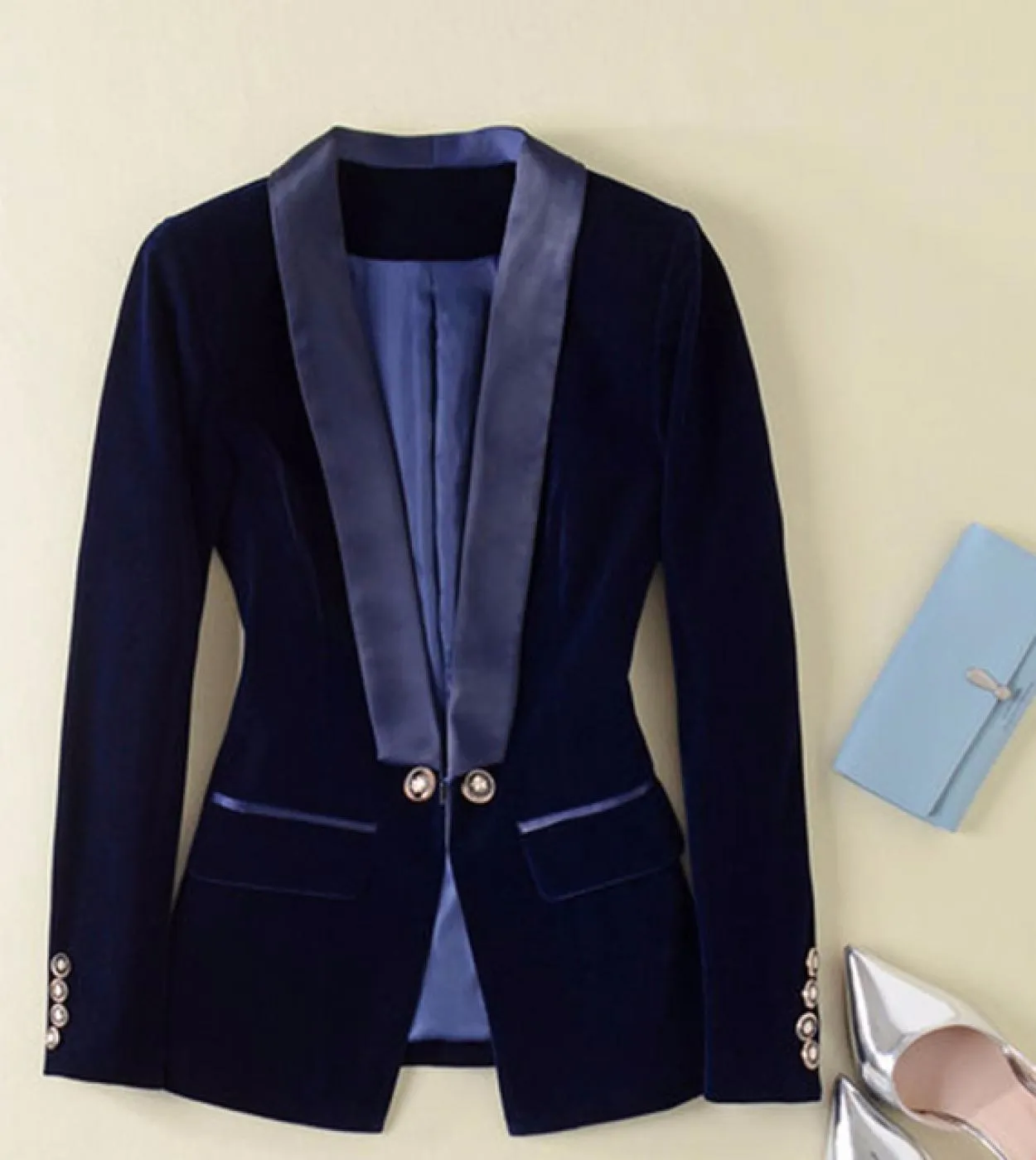Blazer di alta qualità più recente della passerella 2022 Designer Blazer da donna a maniche lunghe in velluto a maniche lunghe