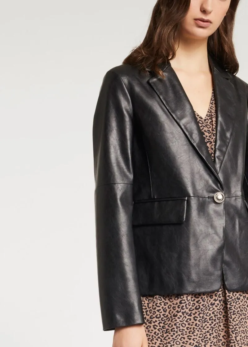 Blazer in finta pelle