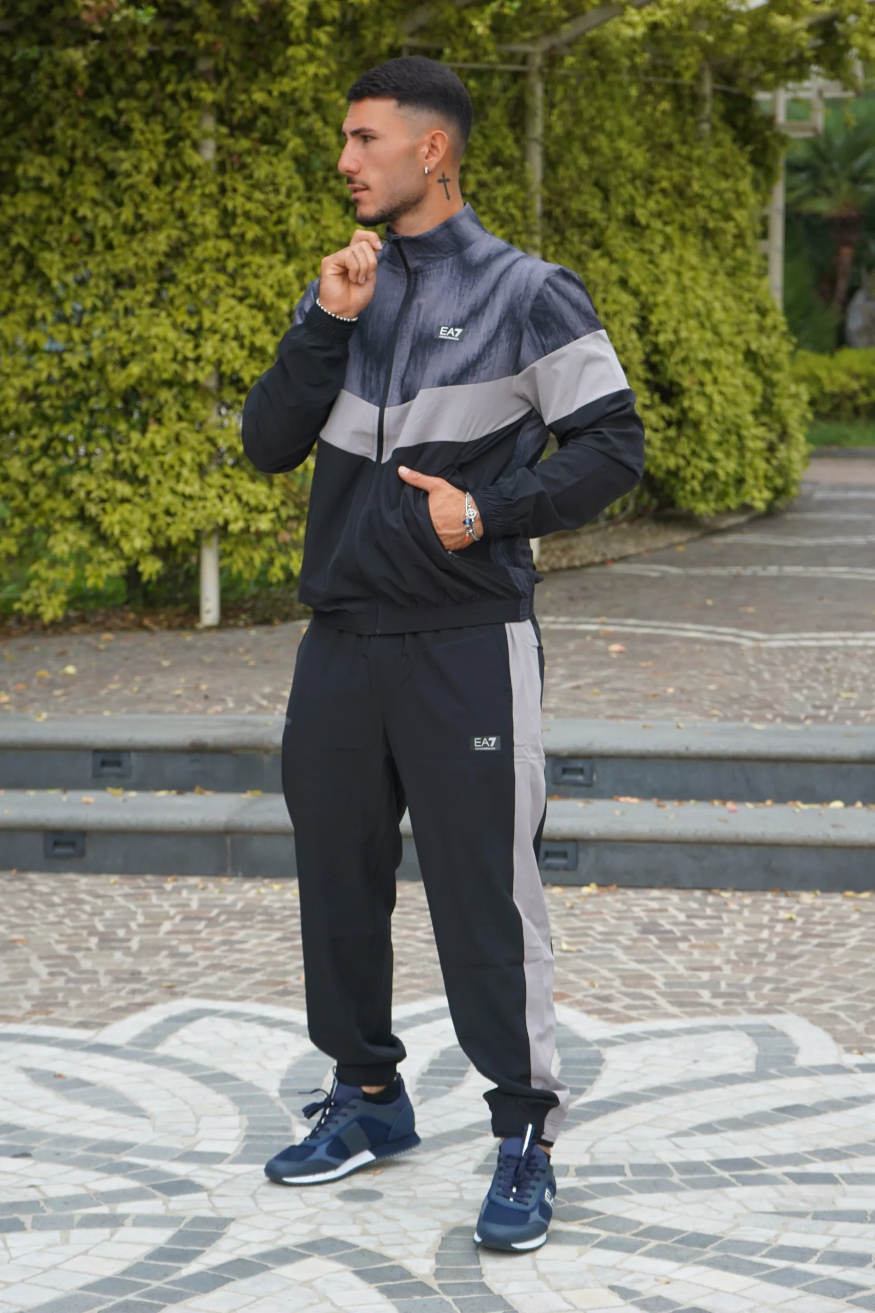 Emporio Armani tuta