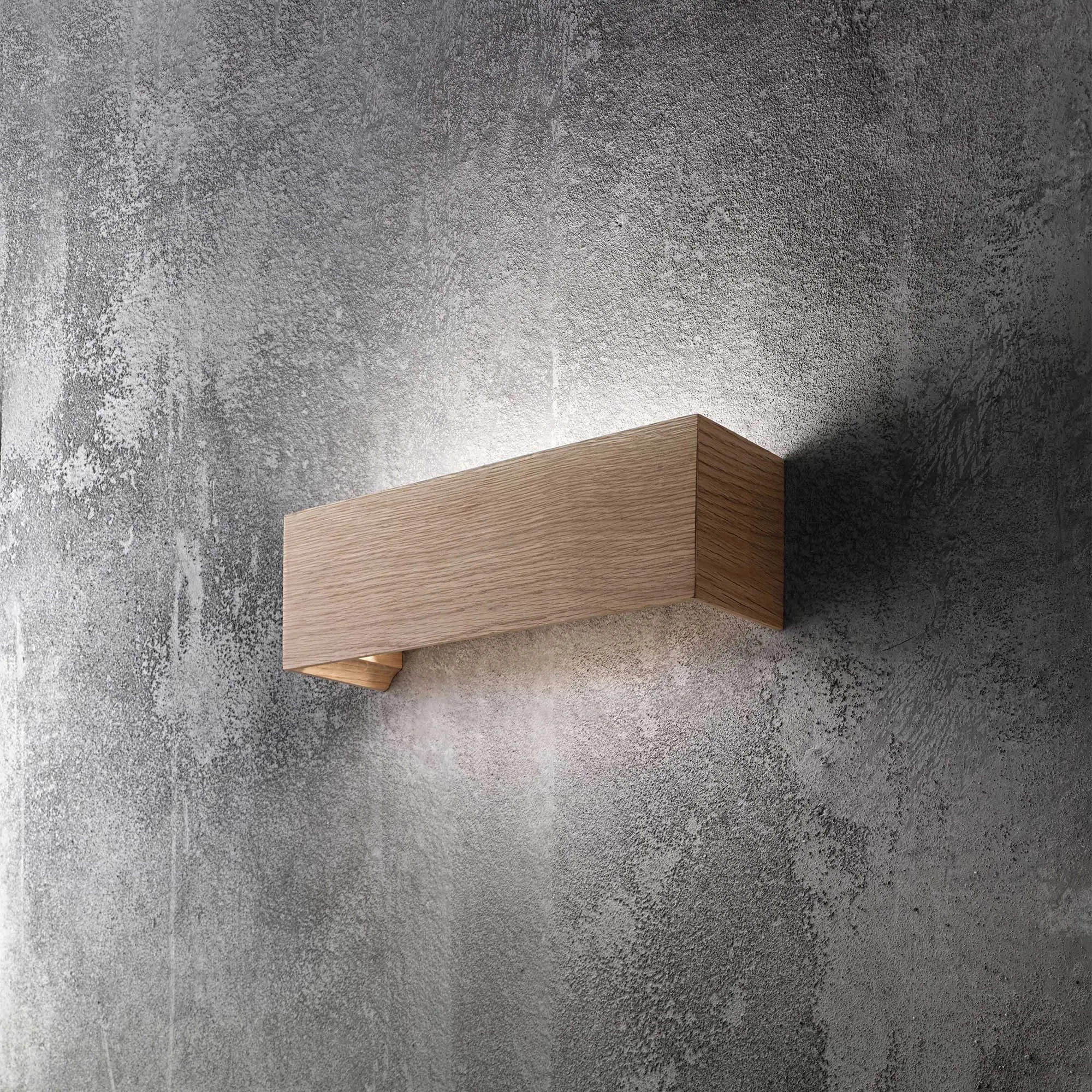 Fabas Luce  Applique da parete a LED con struttura in metallo e legno design moderno Badia - 16W - 3000k Luce Calda
