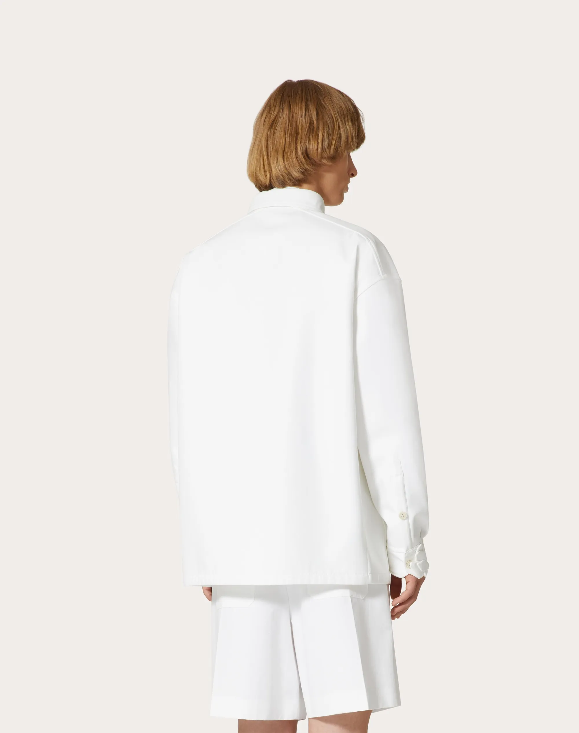 GIACCA IN COTONE CON RICAMO FIORE