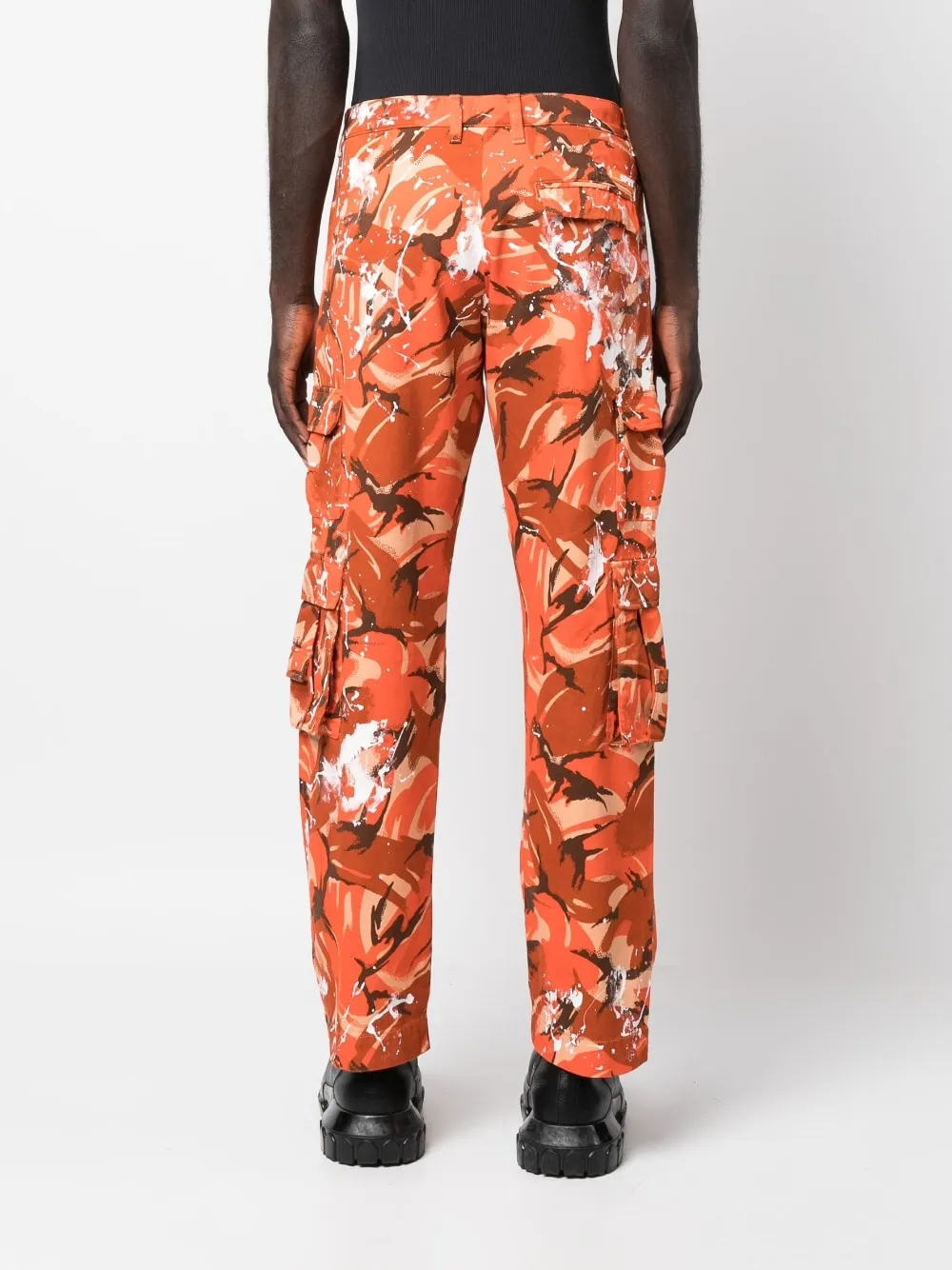 Pantaloni cargo in arancione - uomo