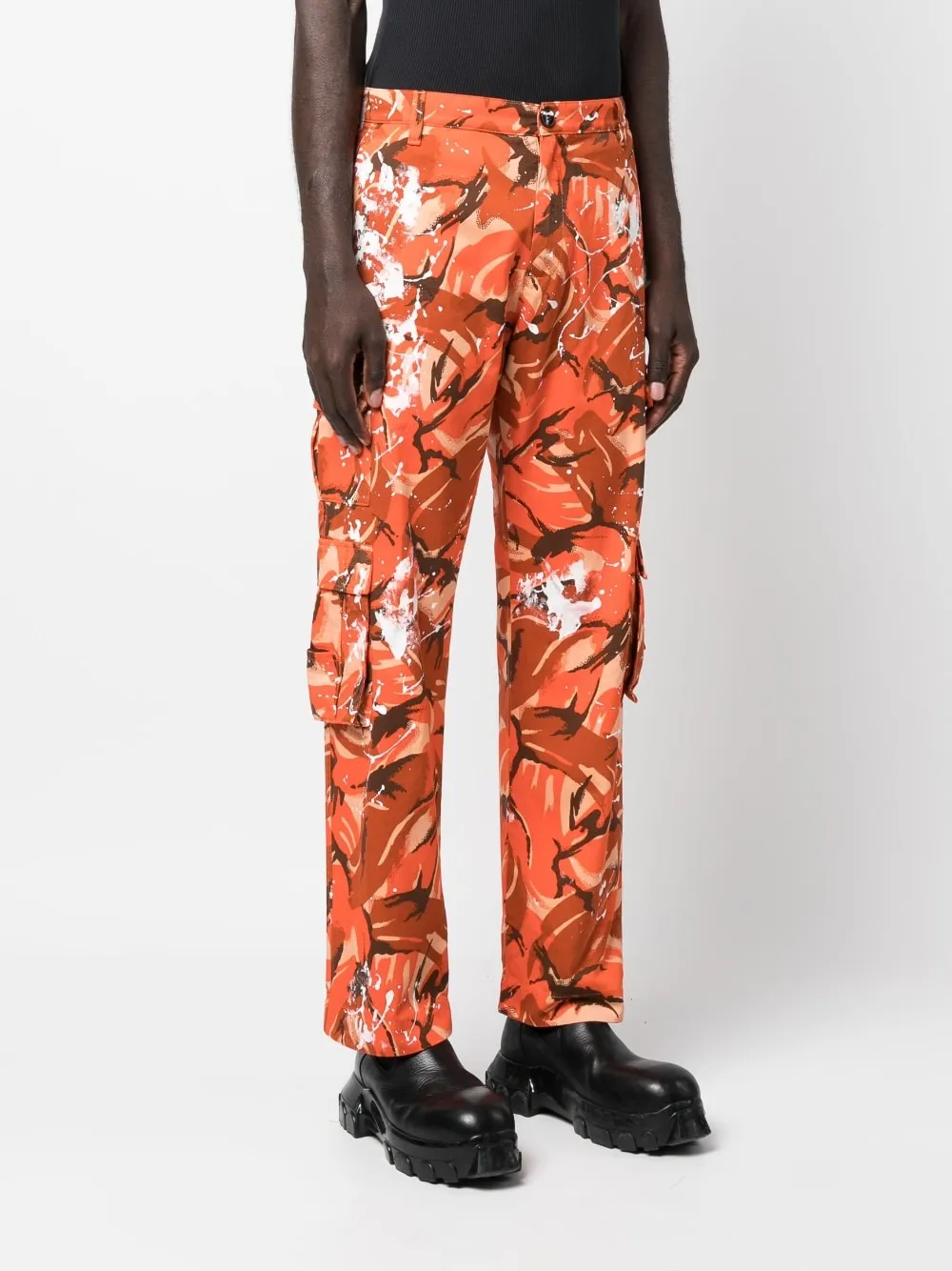 Pantaloni cargo in arancione - uomo