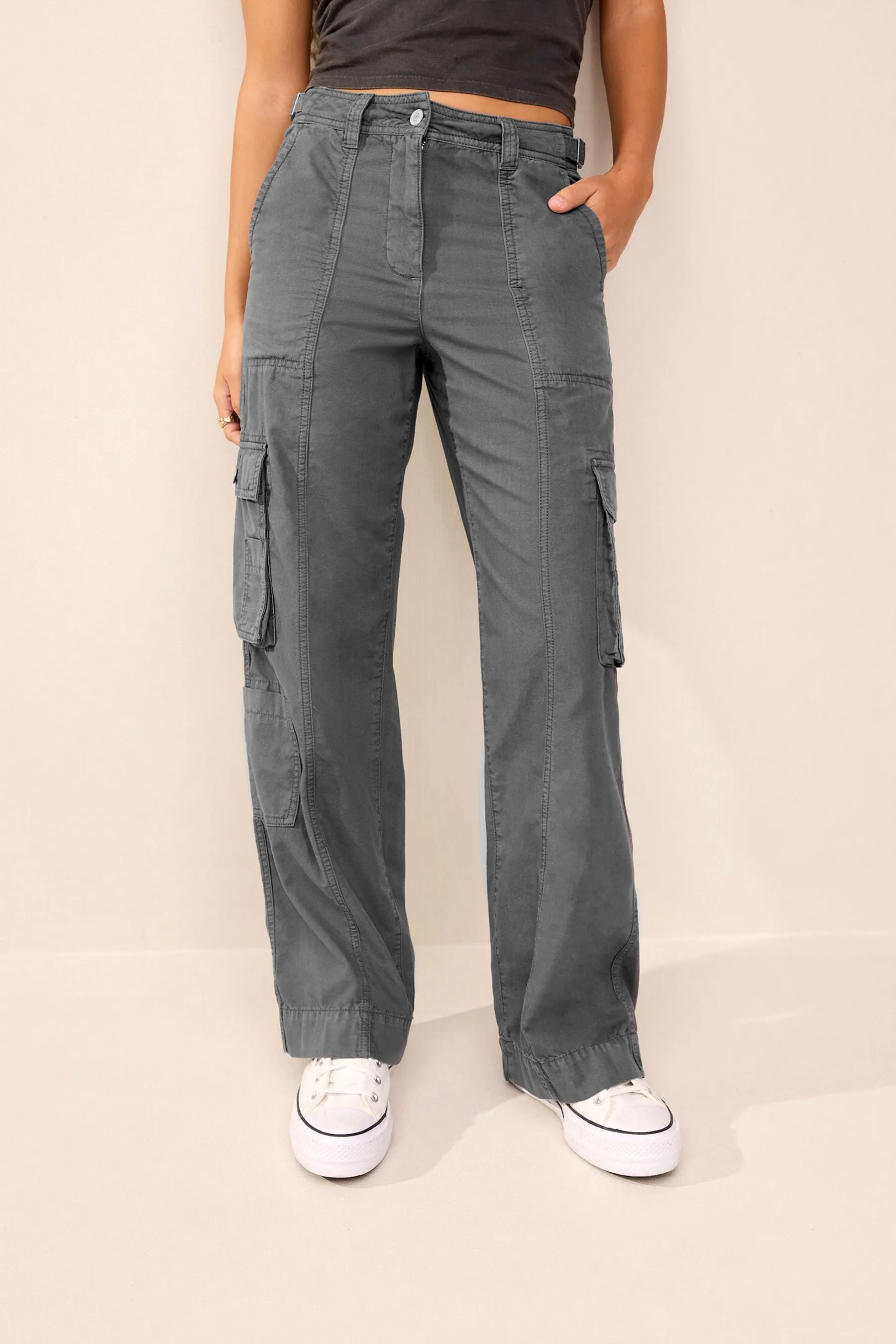 Pantaloni cargo regolabile in vita