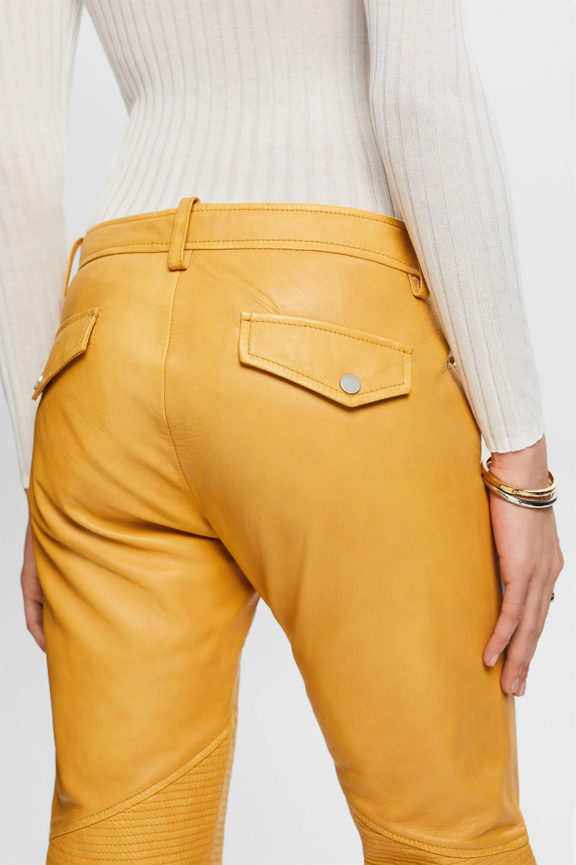 Pantaloni in pelle a vita media, straight fit