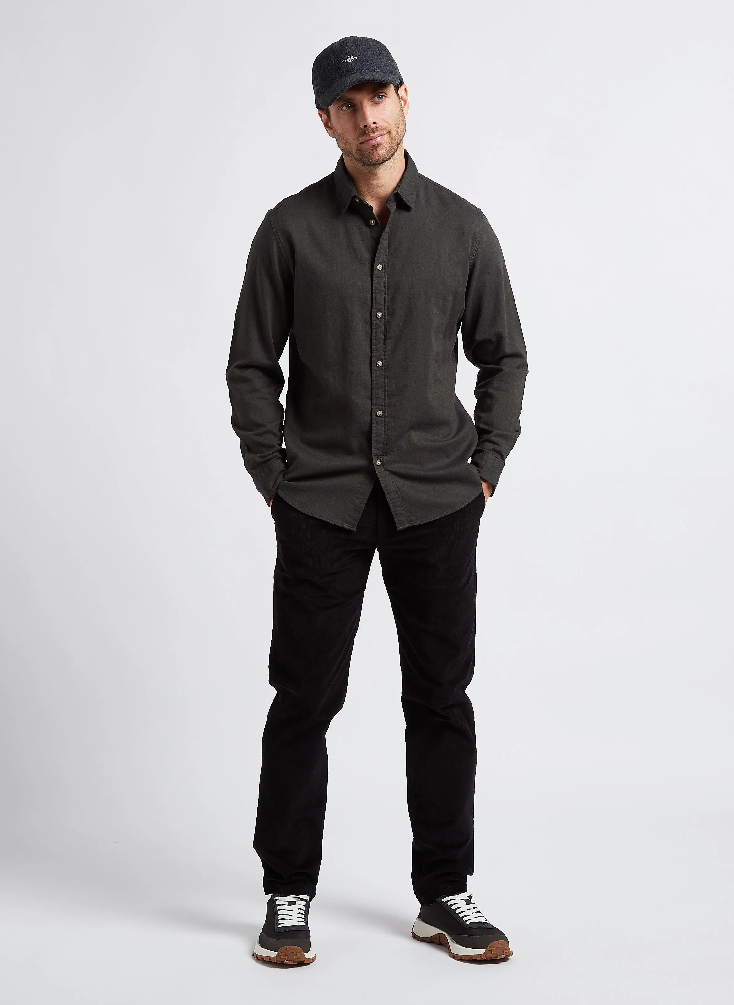  SELECTED   Pantaloni dritti in velluto misto cotone bio | Nero