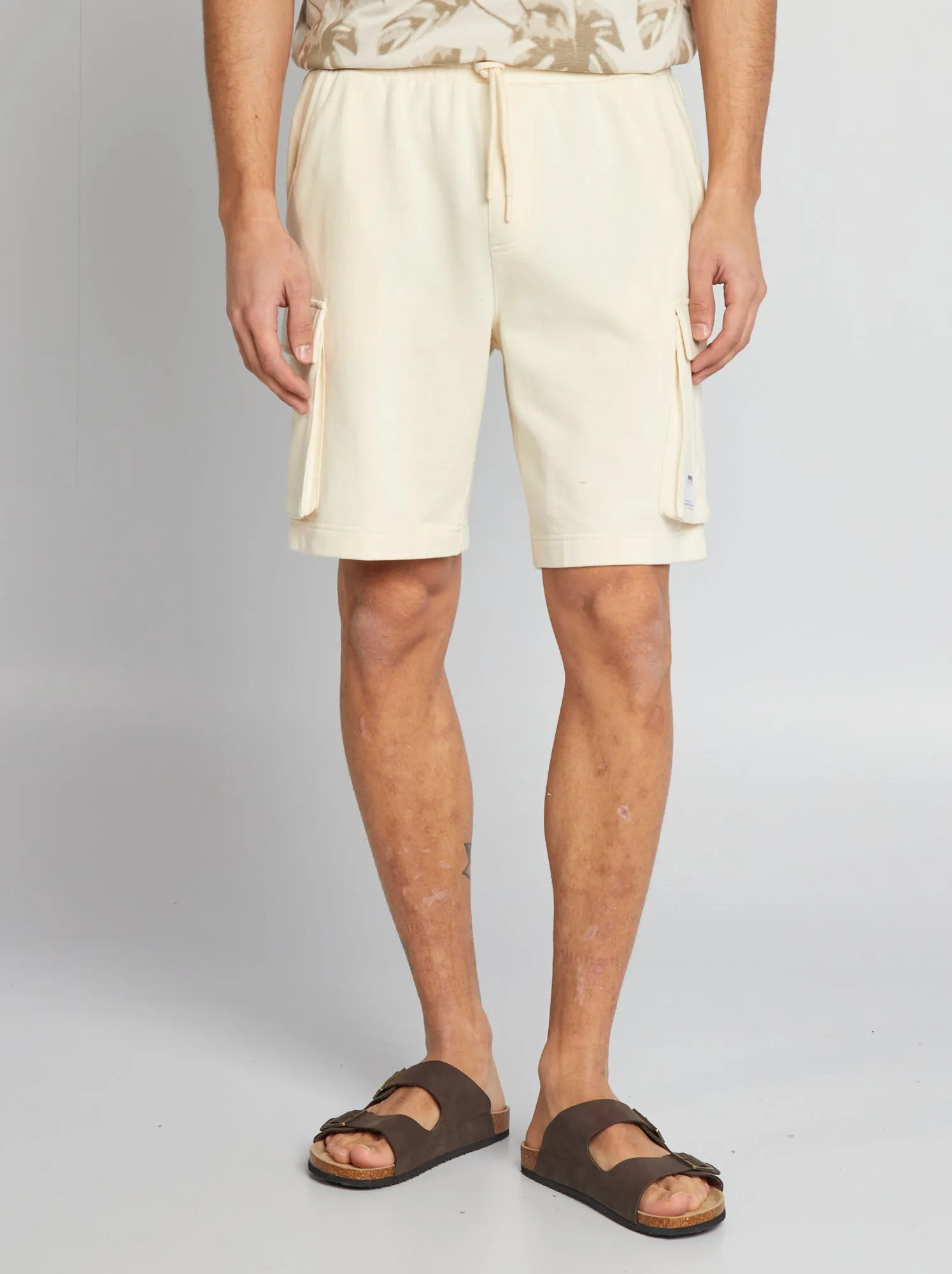 Shorts in tessuto felpato con tasche laterali - BIANCO